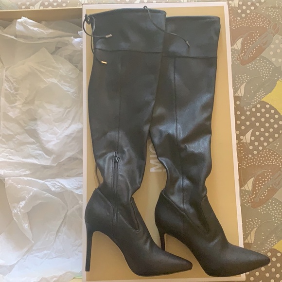 Worn Once MK Black Boots Size 7.5 - Picture 3 of 12